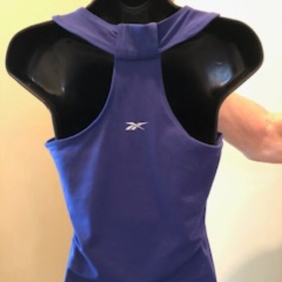 Reebok Athletic Activewear Racer Back Tank Top w Sewn in Bra Cobalt Blue Size M - Picture 2 of 4